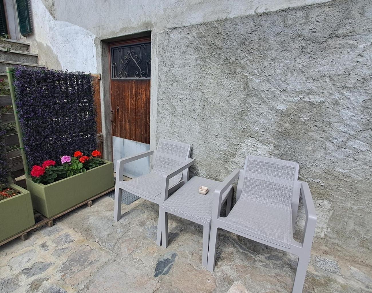 Apartamento Da Vinci Refuge 1 Limonta Exterior foto
